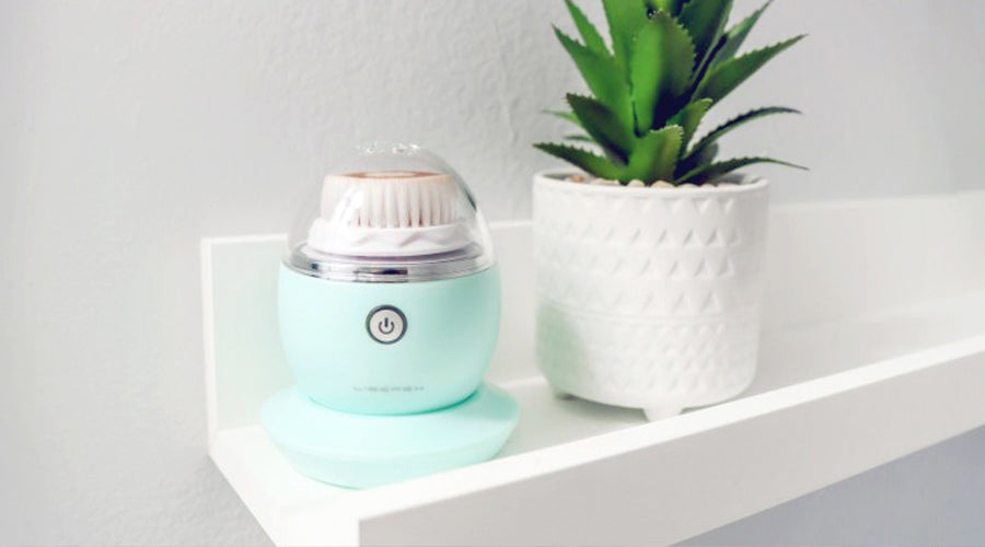 Vibrating Facial Cleansing Brush: Does it Actually Work?